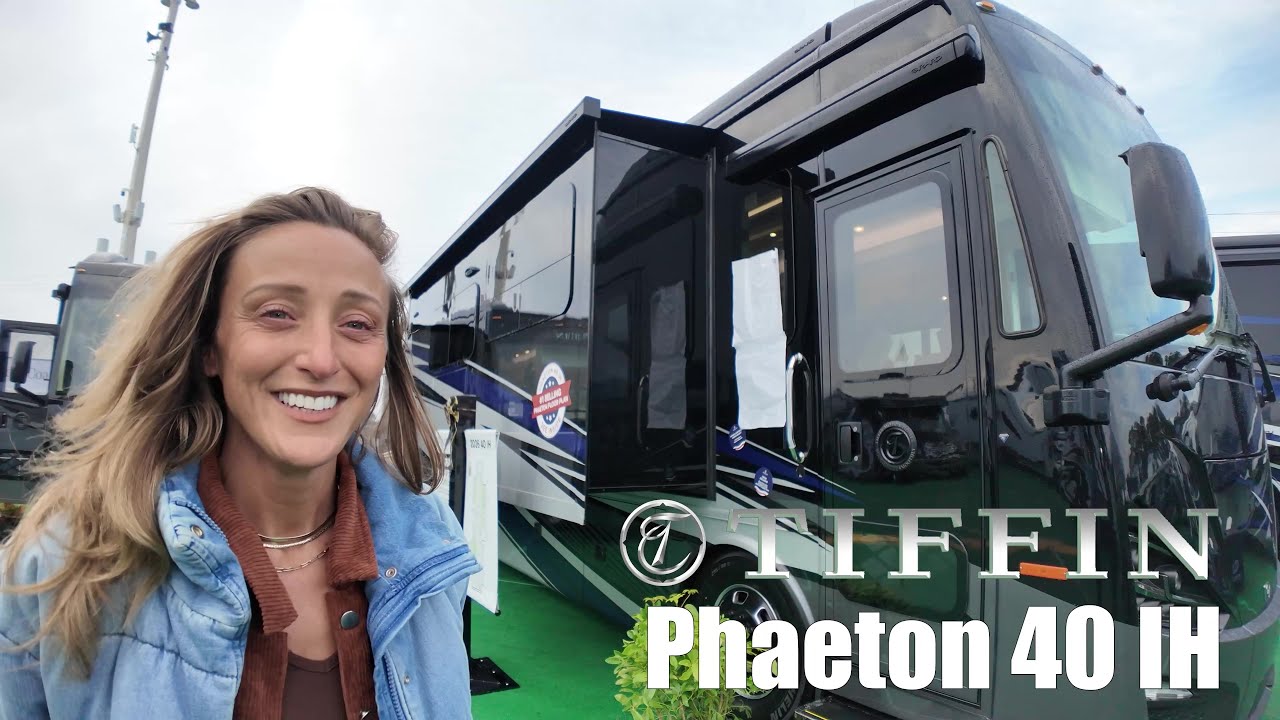 Tiffin Motorhomes-Phaeton-40 IH