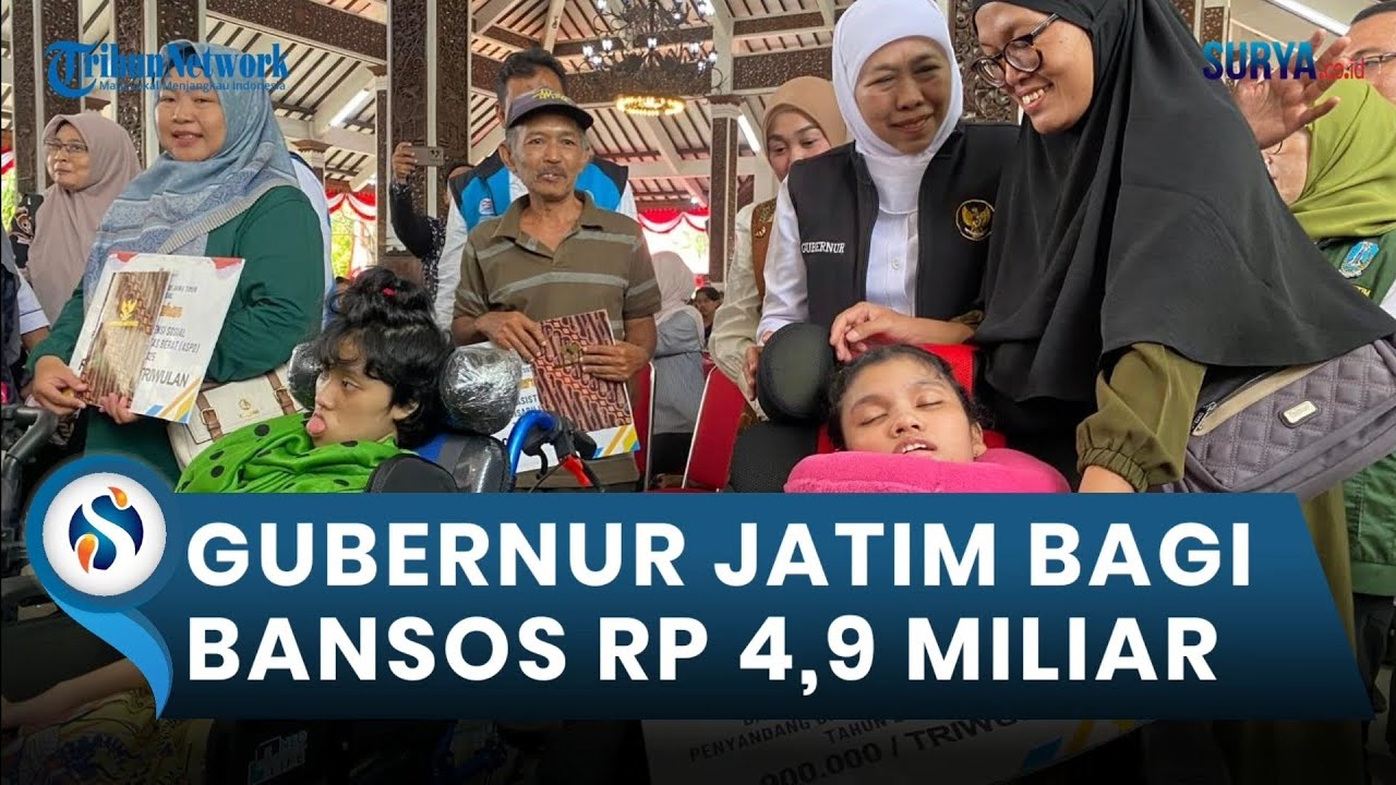 Gubernur Jatim & Bupati Sidoarjo Bagikan Bansos Rp 4,9 Miliar