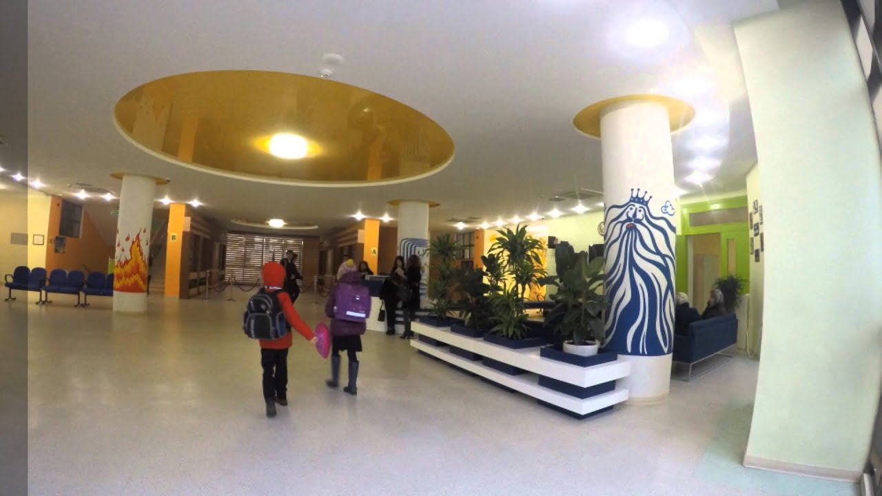 EAS  - Students' Morning Arrival