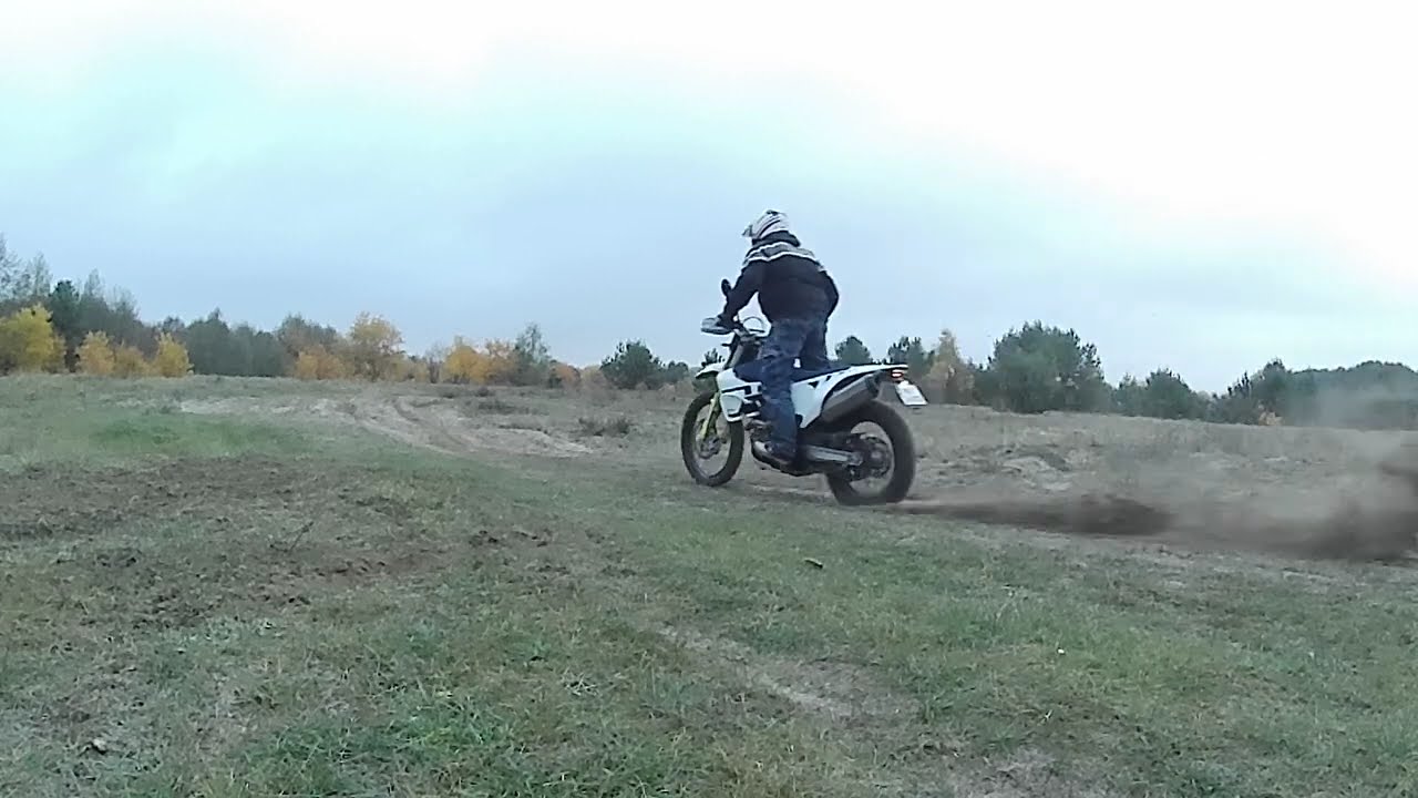 Husqvarna 701 enduro, Remus.