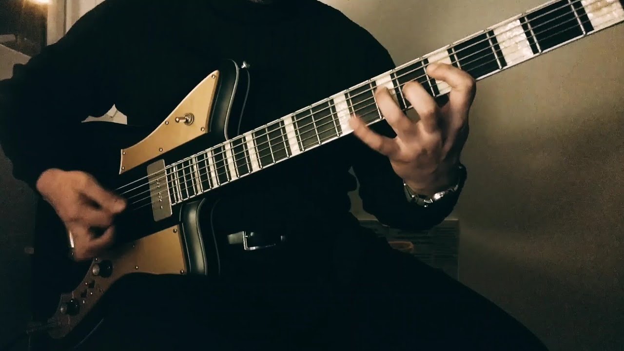 HARDCORE PUNK RIFFS on Rivolta Mondata VII Baritone? 