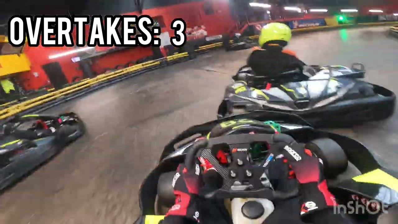 Trying to Stay Ahead at Fastlane Stoke 🏎️ Hotlaps with @PericoKarting