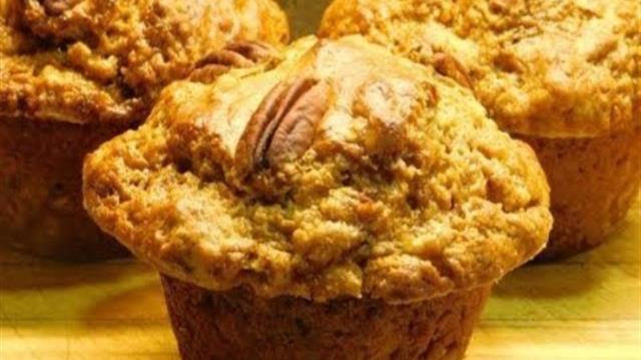 EASY MOIST BANANA CARAMEL MUFFINS | BANOFFEE | AUSSIE GIRL CAN COOK