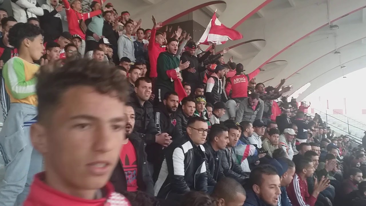 الأجواء التي صنعها انصار امل غريس في ملعب أحمد زبانة بوهران في مباراة ضد مولودية وهران روعة 👍