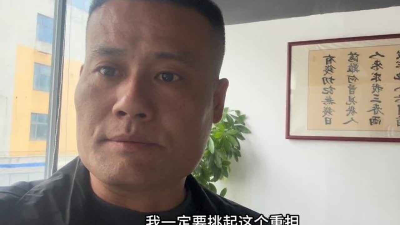 这几天啊，来了太多粉丝找我，要进入服装尾货行业，我要撑起大家堆砌的这份希望