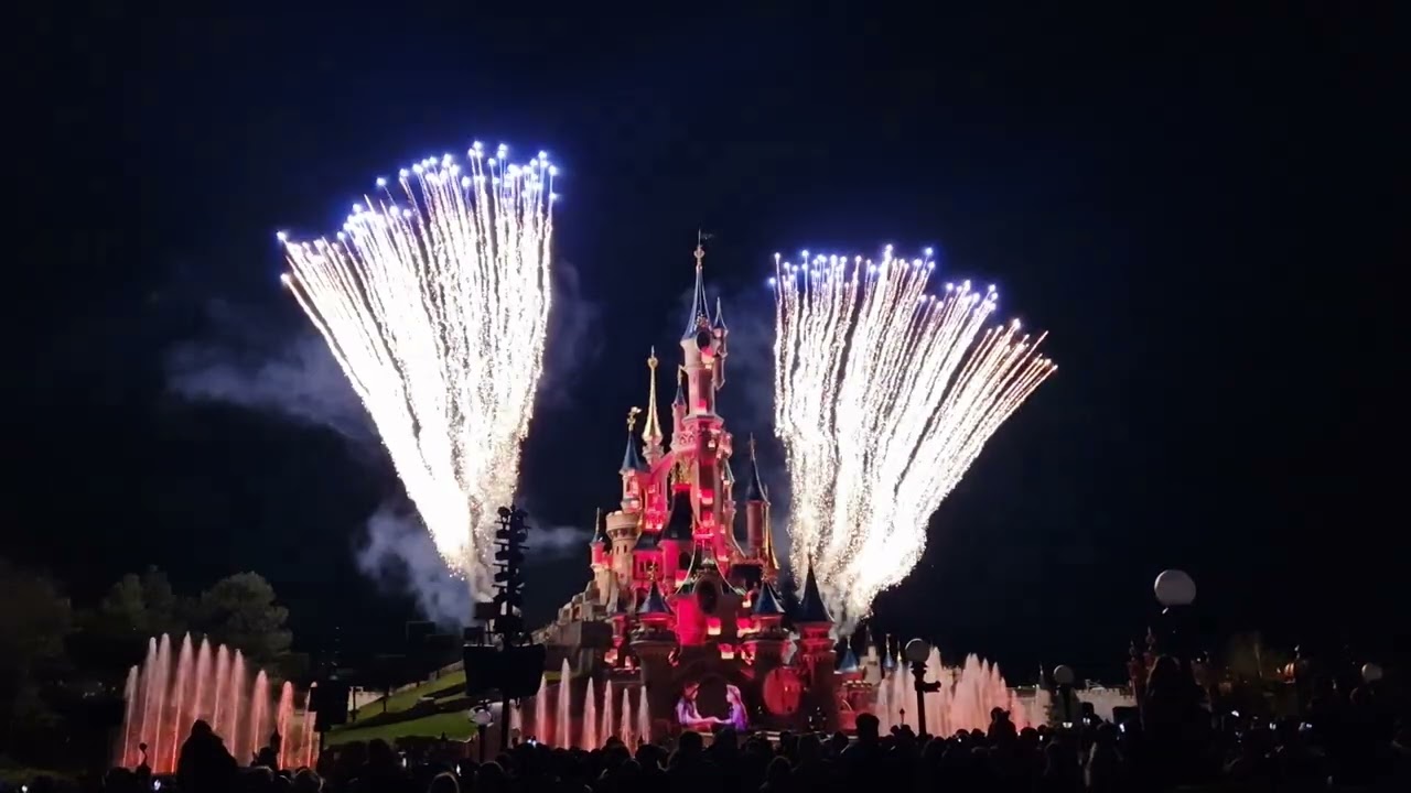 Disney Disneyland Paris Light Show 