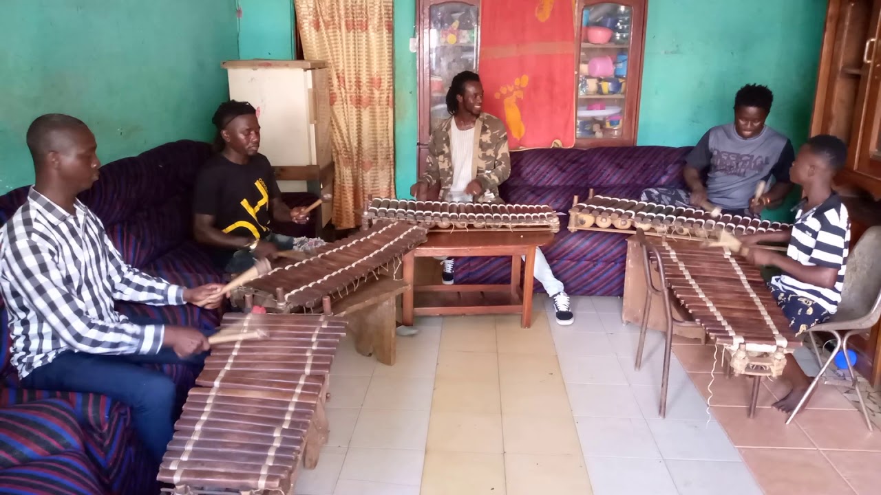La famille Cra de Djelilaye yah Naby Malick  Abdoulaye yady fodeya et N'famady joue yankady à ckry