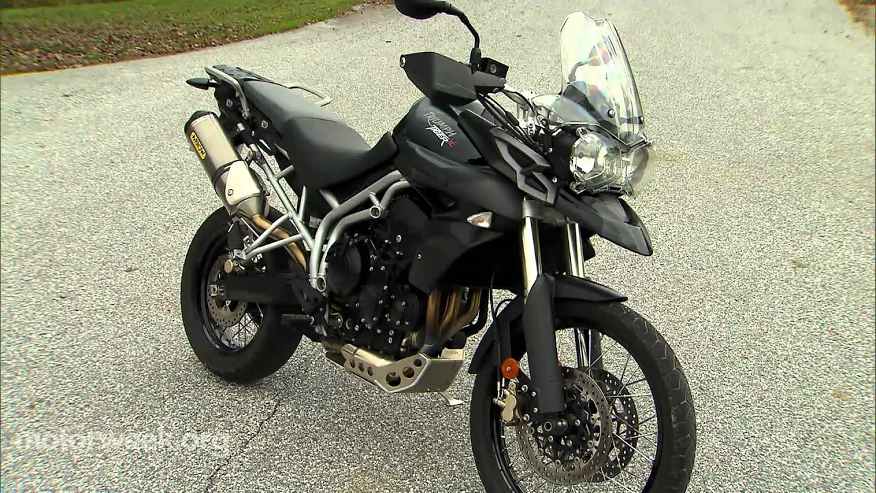 Two Wheelin: Triumph Tiger 800XC