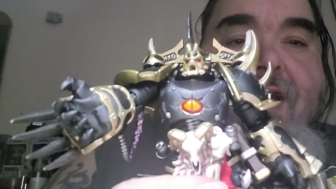 Joytoy Warhammer 40k Black Legion Chosen with Lighting Claws 