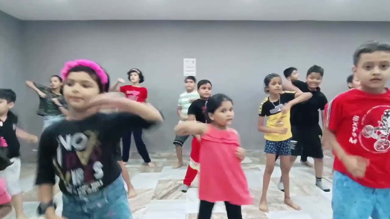 Chal Chaiyan Chaiyan | Kids Dance Choreography | Super Dance Fitness Studio | Solty Jack | Mohan