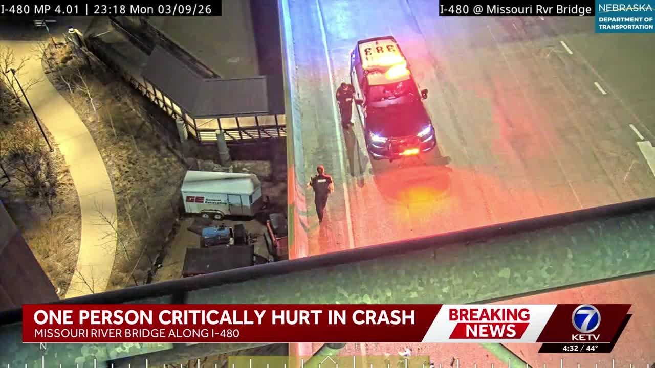 1 person critically hurt in I-480 crash Monday night