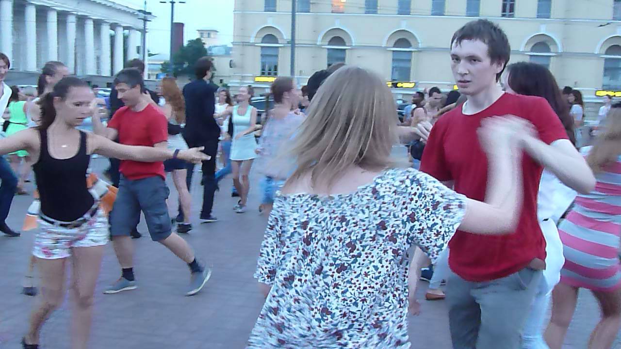 28.07.16 г. Сальса-руэда на Стрелке В.О.