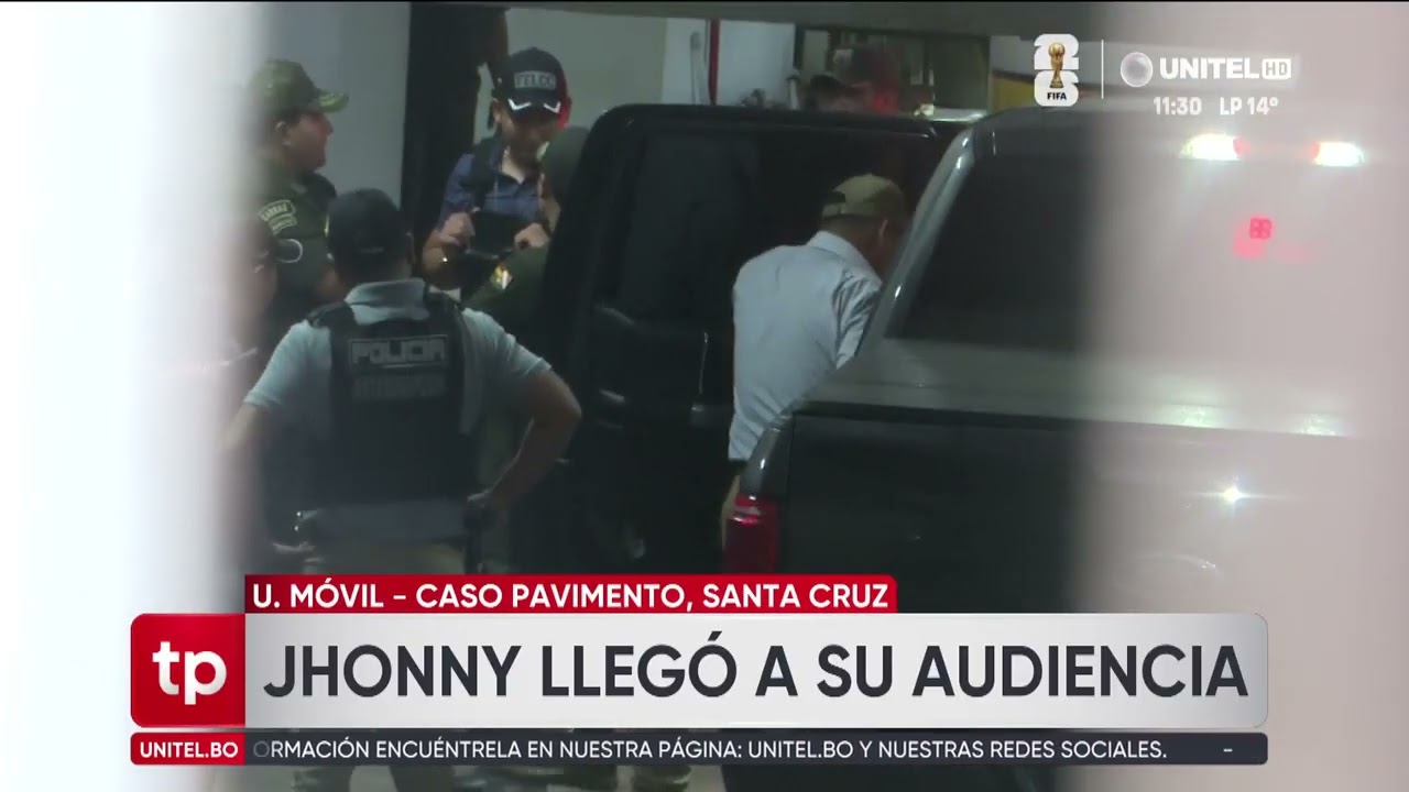 Alcalde cruceño llega al Palacio de Justicia para ser puesto ante un juez por el caso pavimento