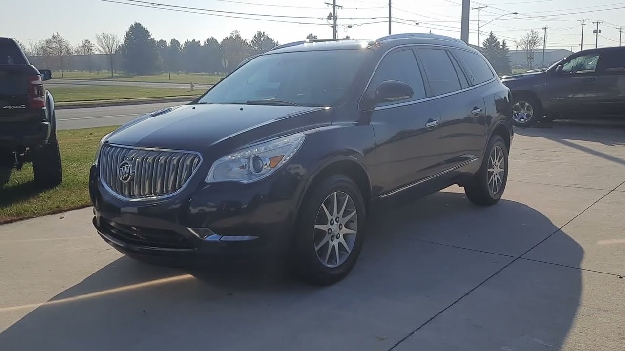 Used 2017 Buick Enclave Leather Walk Around (N22377A)