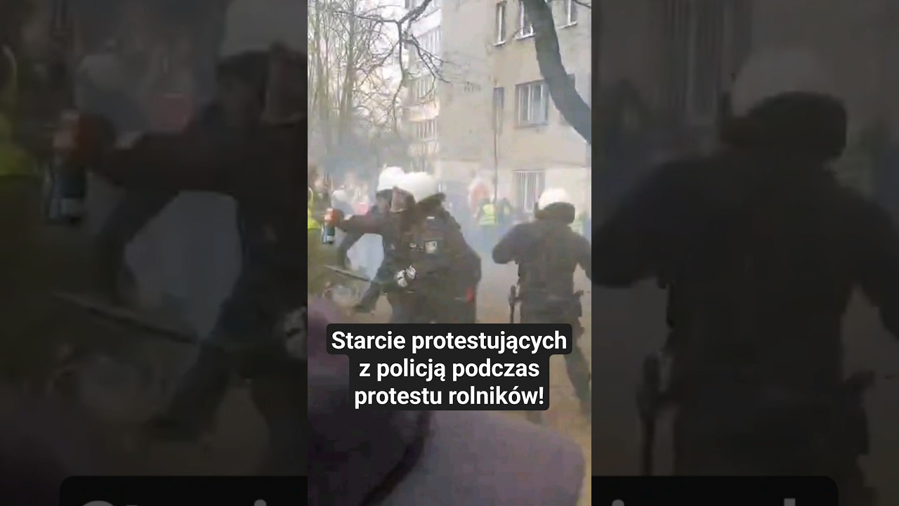 #Protest rolnik&oacute;w. Starcie demonstrujących z policją #polityka
