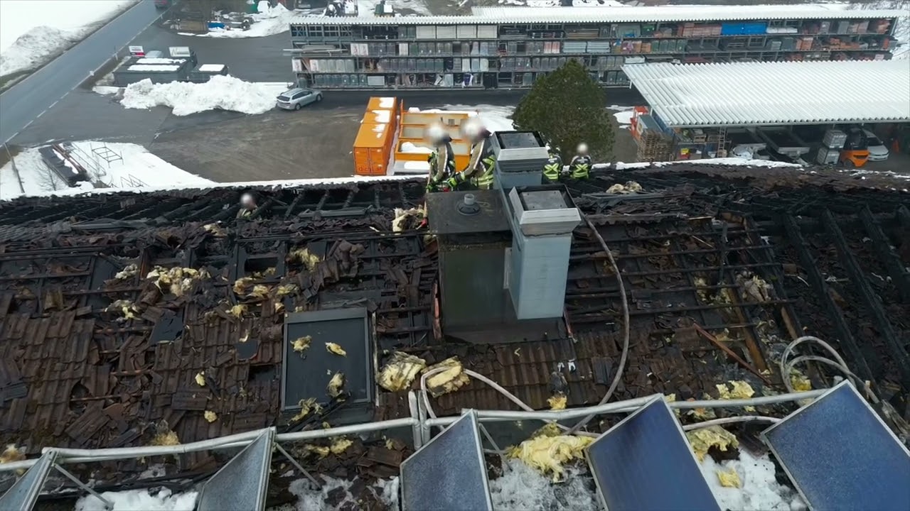 Gro&szlig;brand in ehemaligem Gasthof in Sulzberg: Die Bilder vom Tag danach