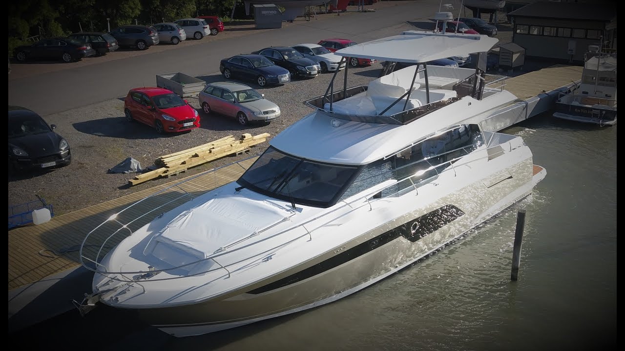 Prestige 520 Fly Hardtop launch and maiden voyage