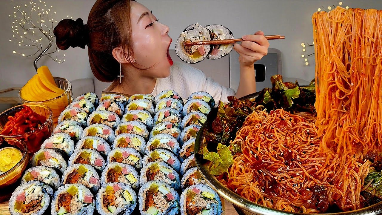 ASMR 양념게장비빔국수 참치김밥 리얼먹방 :) Spicy blue crab noodles, rice roll MUKBANG