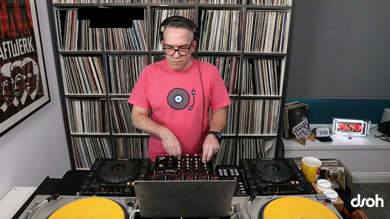 DSOH 805 - DJ Mix by Lars Behrenroth - Deep House live from Deeper Shades HQ in Redondo Beach
