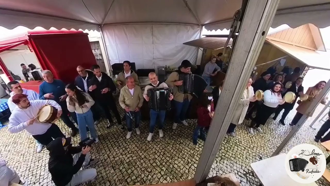 D'Alma Rufada | Querença | Atuação -Cheira bem cheira a Lisboa
