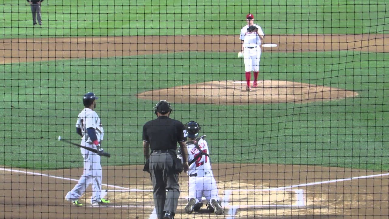 9/24/2014: AtLDS G1 -- Jonny Tucker vs. Chris Schwinden