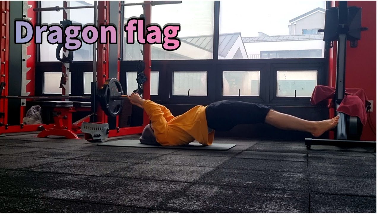 Dragon flag - Leg raise