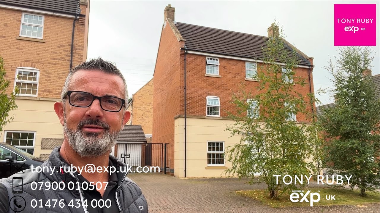 A video tour with walkthrough commentary of 2 Littleover Way in Grantham
