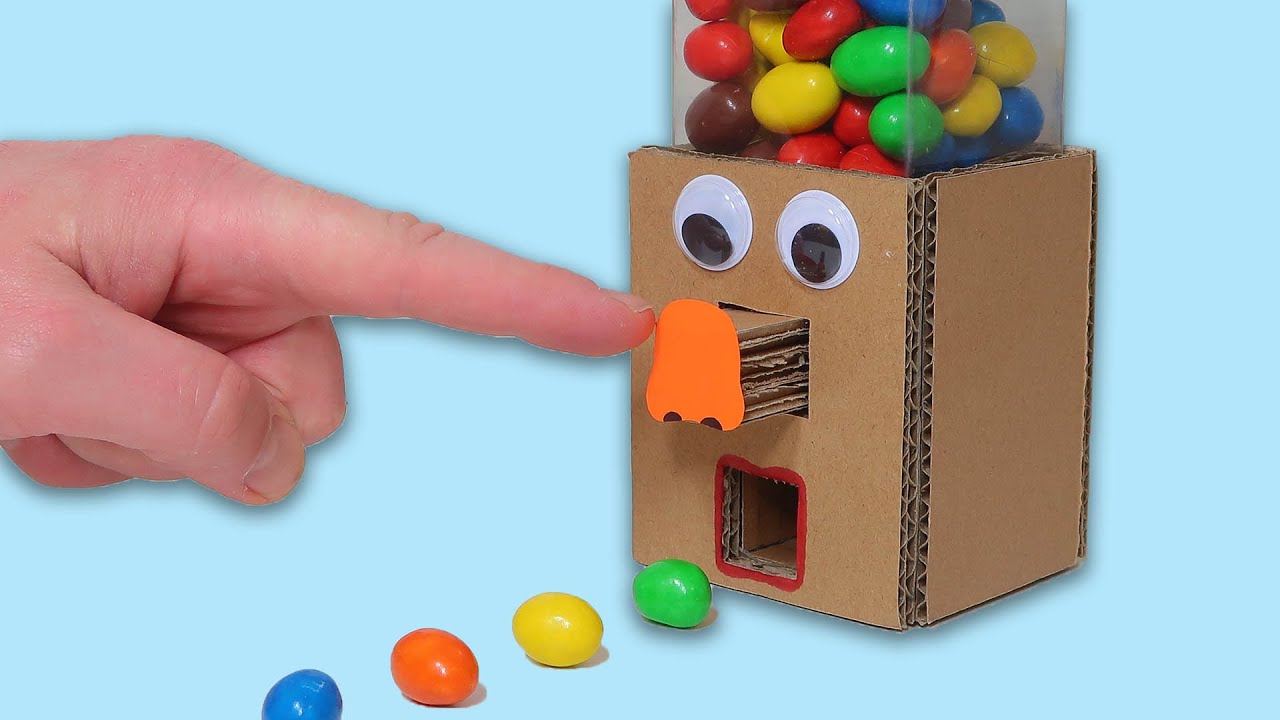 Pop it vending machine. DIY GumBall Candy Dispenser Machine from Cardboard. Fidget toy