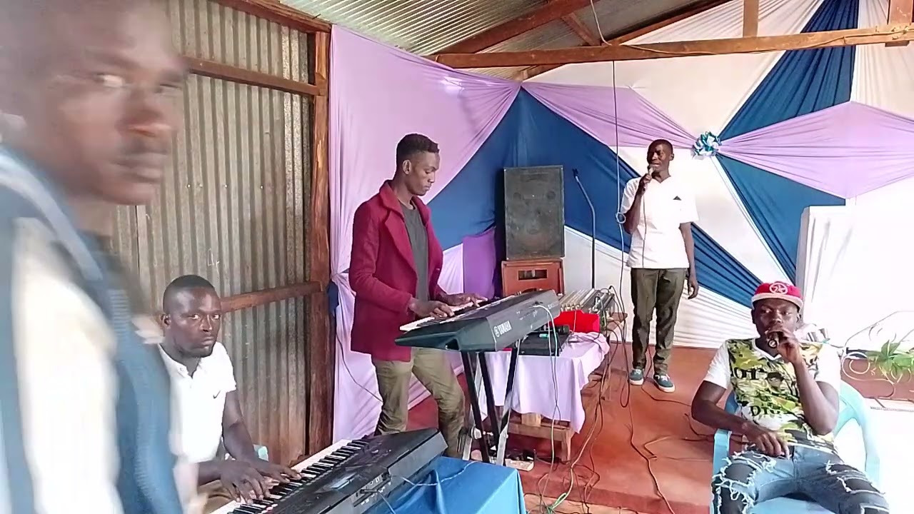 mungu wa ajabu worship
