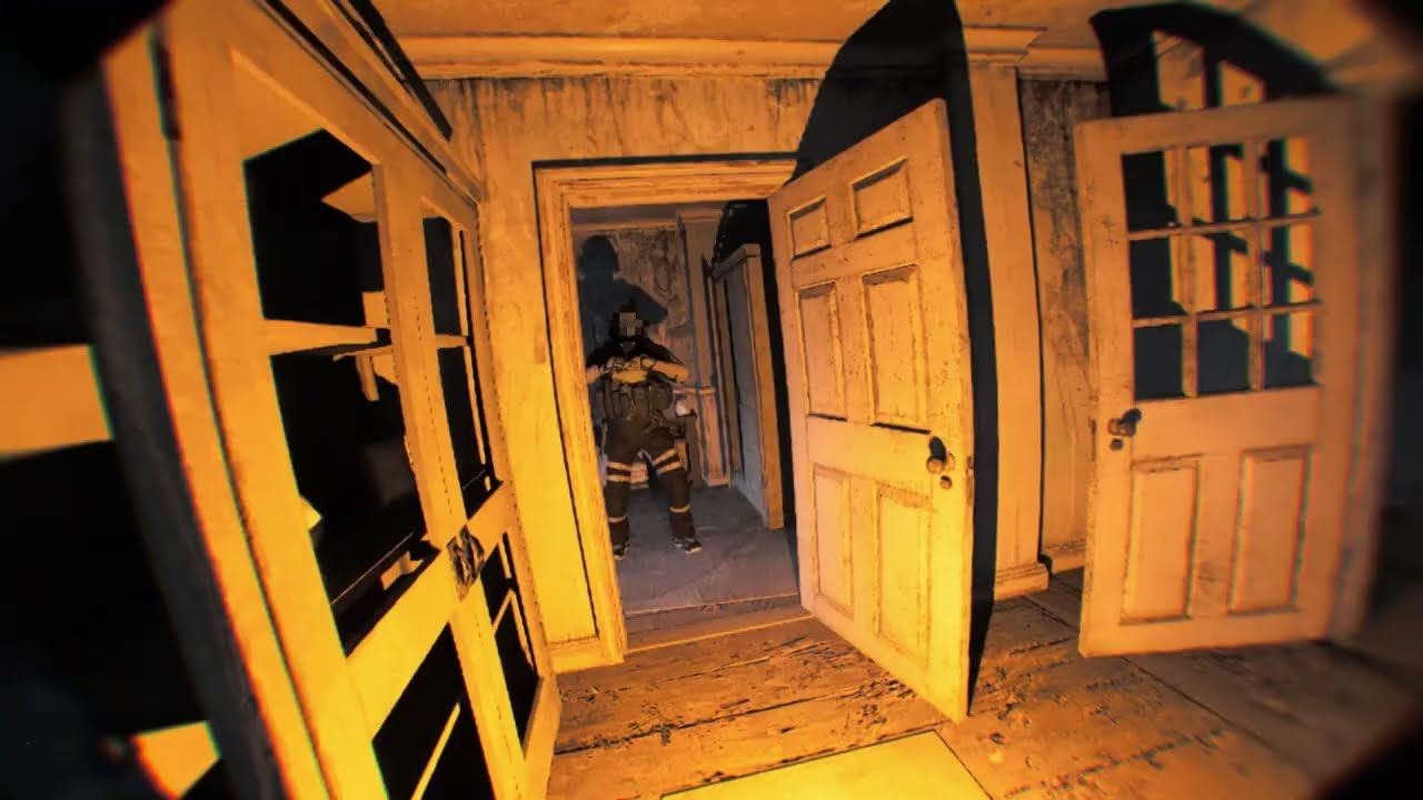 Comparing grenades effect in MGO 3, CS2 and Bodycam (watch last clip..)