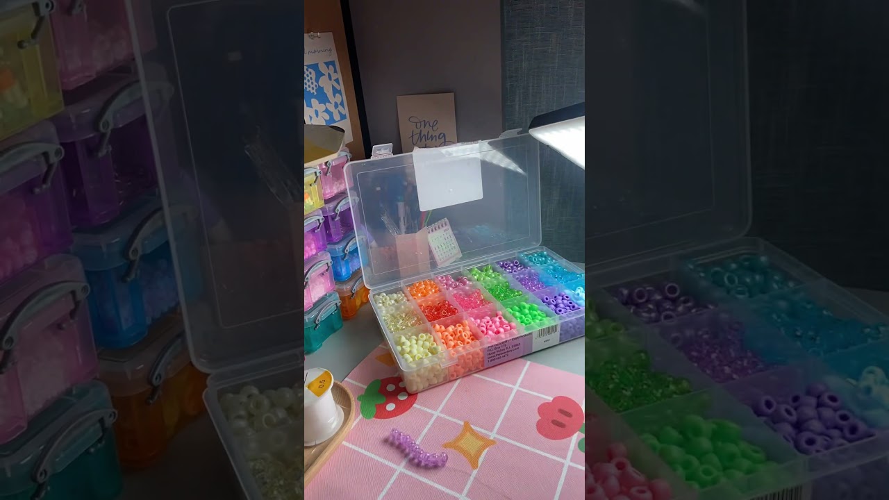 Bead a bracelet with me. #beadedbracelet #beadwithme #braceletmaker #crafts #smallbiz #vlogs #beads