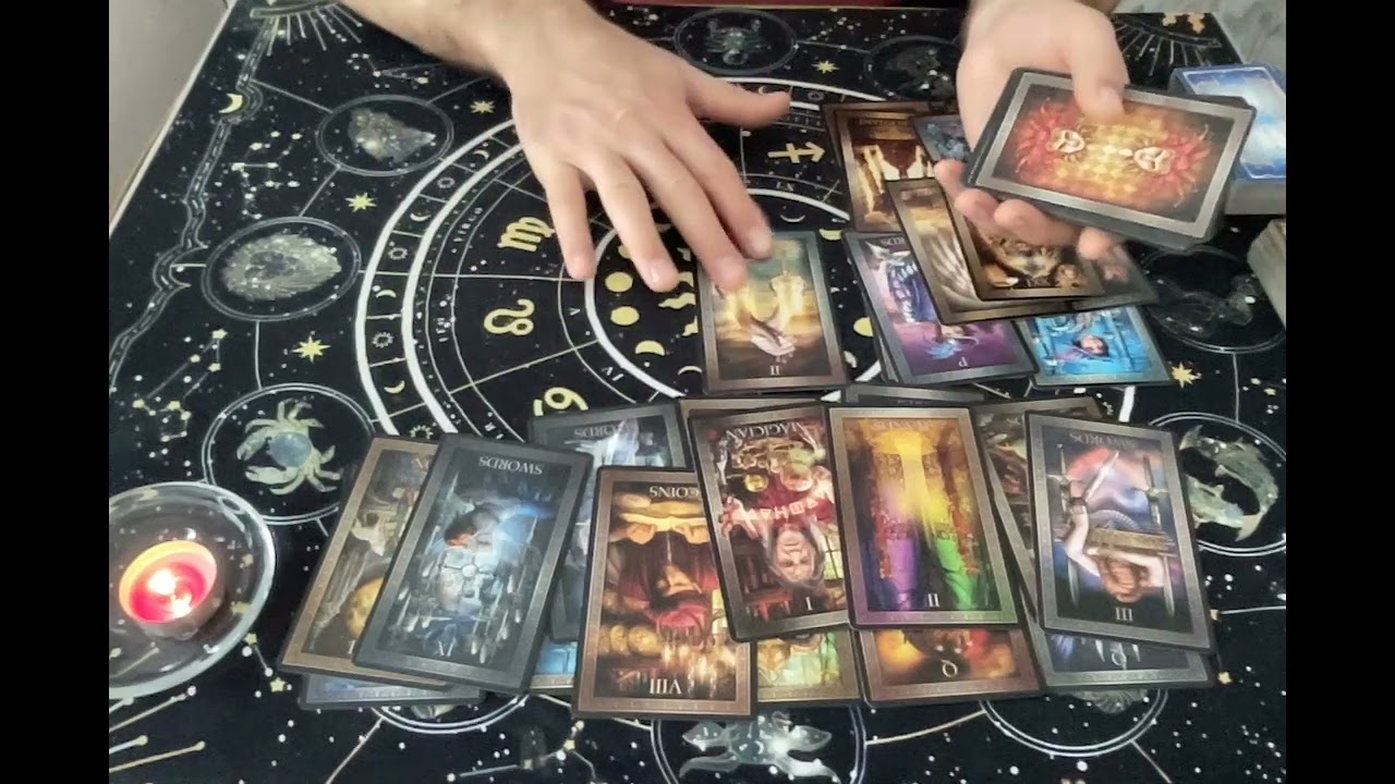 КТО ЗА ВАМИ НАБЛЮДАЕТ? ПОЧЕМУ ?#гадание#tarot #картытаро #онлайнгадание #таро