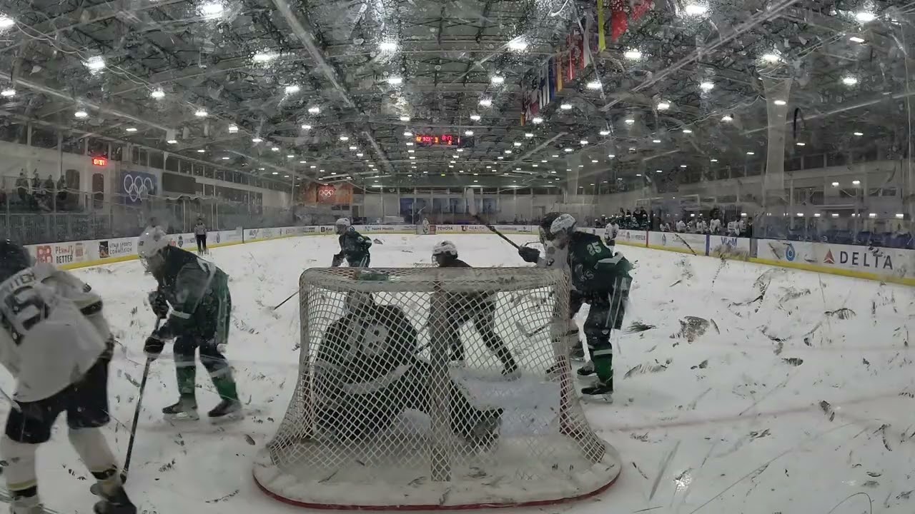 The 2nd period of the Tri-Valley Bulls VS San Francisco Sabercats 16u grizzcup