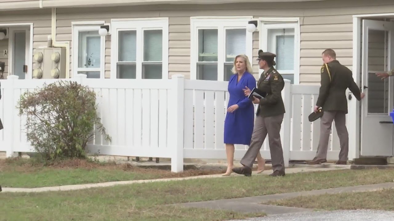 U.S. Army Secretary takes tour of housing at Fort Eisenhower