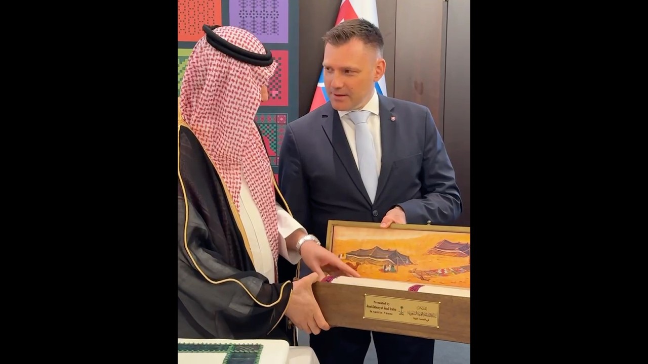 Zastupoval som vl&aacute;du SR pri pr&iacute;ležitosti &scaron;t&aacute;tnych sviatkov CHN a SAU.