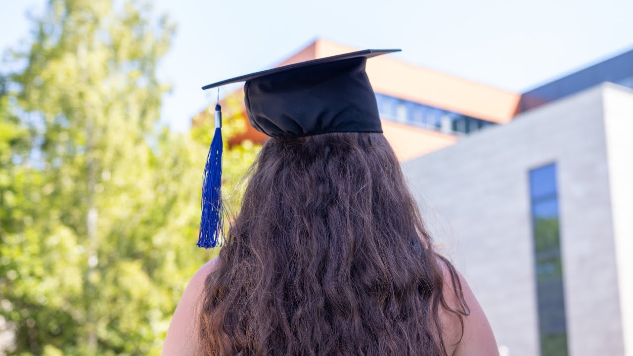 Filologu, nie zmieniaj się... | Wspomnienia Absolwentów Wydziału Filologicznego 2025 🎓🎉