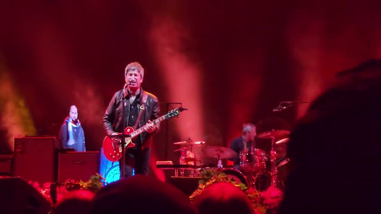 Noel Gallagher's High Flying Birds - In The Heat Of The Moment (JAPAN TOUR 2023 DAY1)