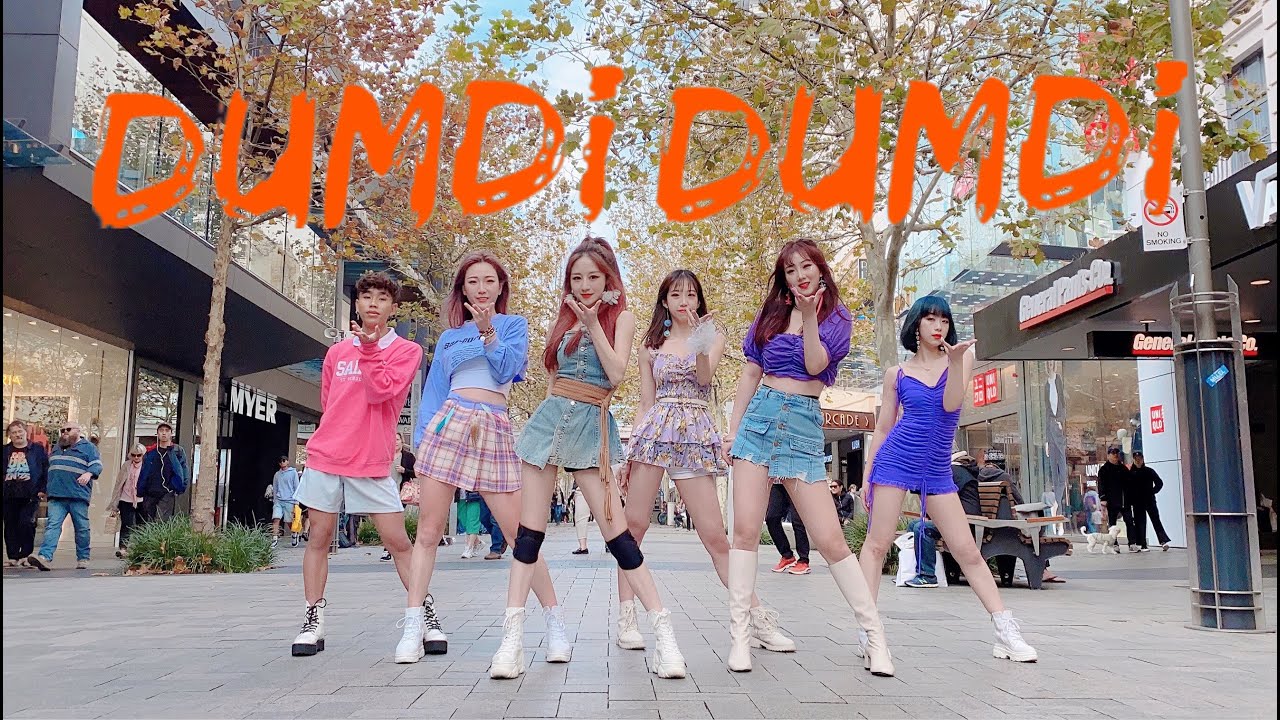 [KPOP IN PUBLIC CHALLENGE ](G)I-DLE (여자아이들) - 'DUMDi DUMDi Dance Cover By Play dance family