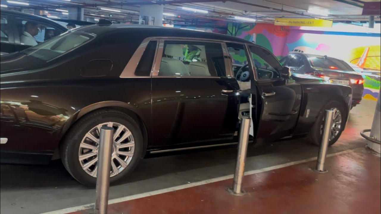 Rolls Royce || Kahi Bhi Dikh Jati Hai😂