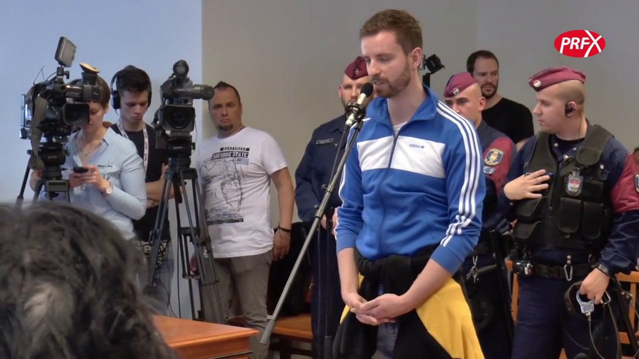 Guly&aacute;s M&aacute;rton vallom&aacute;sa
