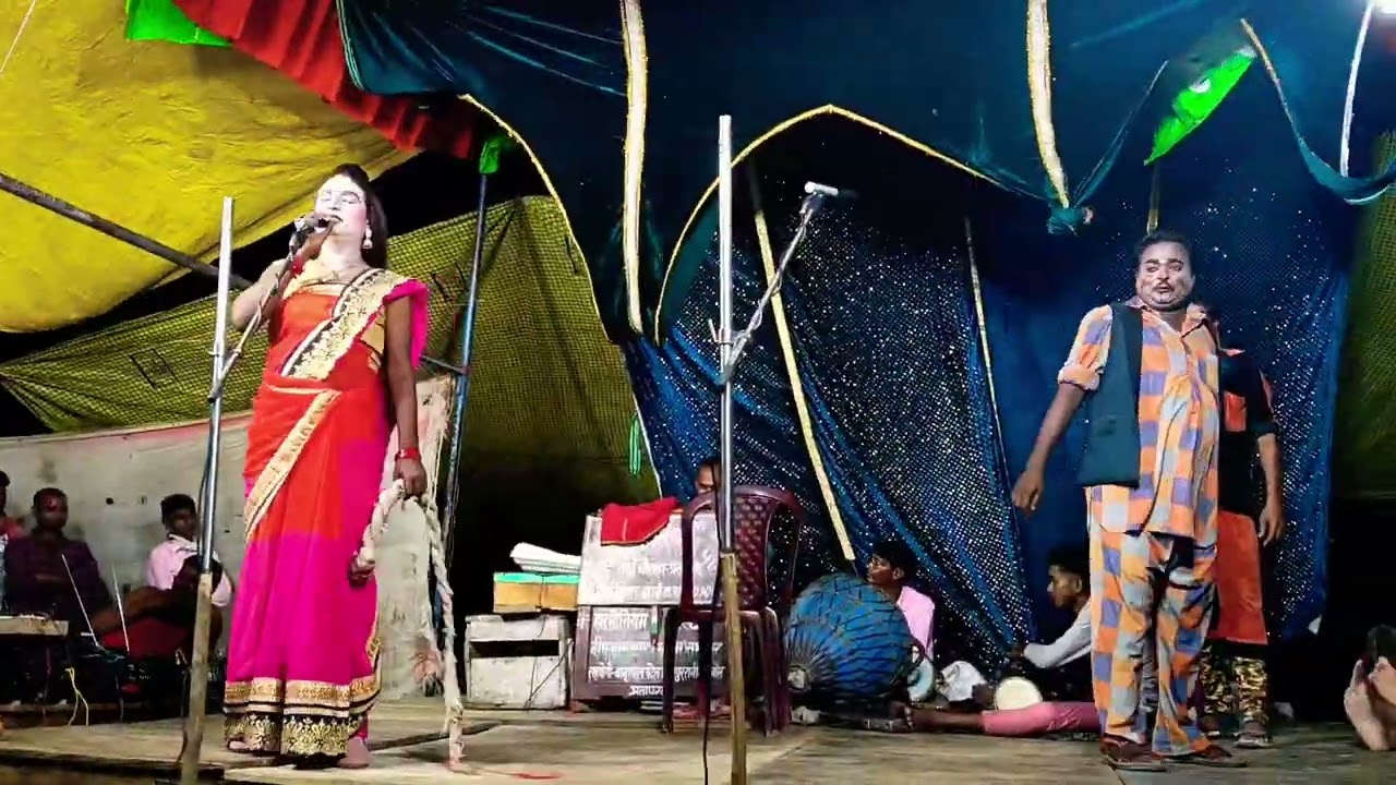 शिवा  डांसर की नौटंकी देखें चैनल को सब्सक्राइब करें लाइक करें कमेंट करें  अमेठी