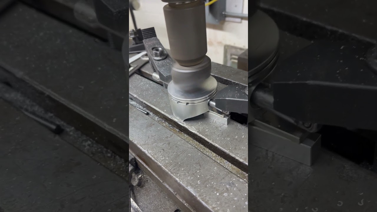 Wiseco piston fly cutting for a Briggs limited modified flathead
