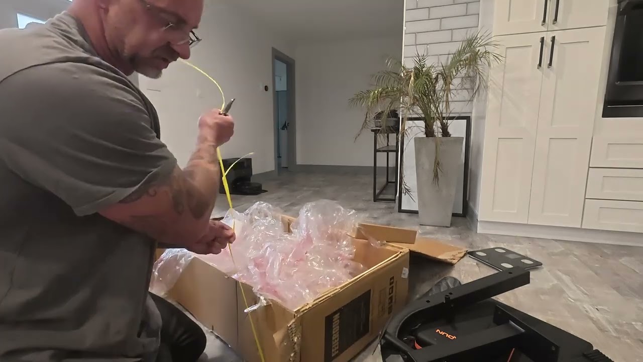 Unboxing Assembly and review of FEIERDUN 4 in 1 Adjustable Leg Extension Curl Machine