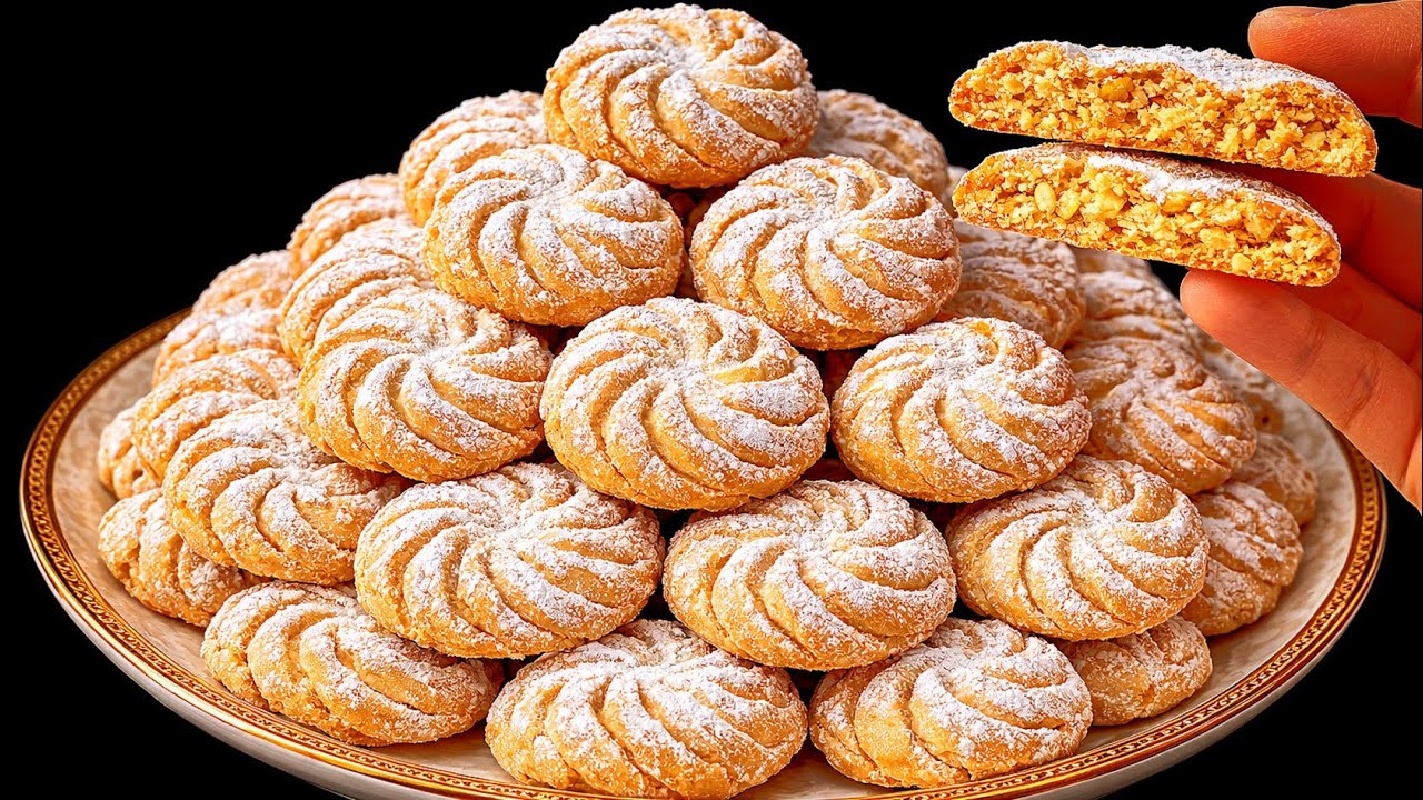 غريبة الخليط كتجي خطييرة بمعنى الكلمة👌غادي تنسيك فكل الغريبات مذاقها كيحمق وطعمها لايقاوم تذوب فالفم