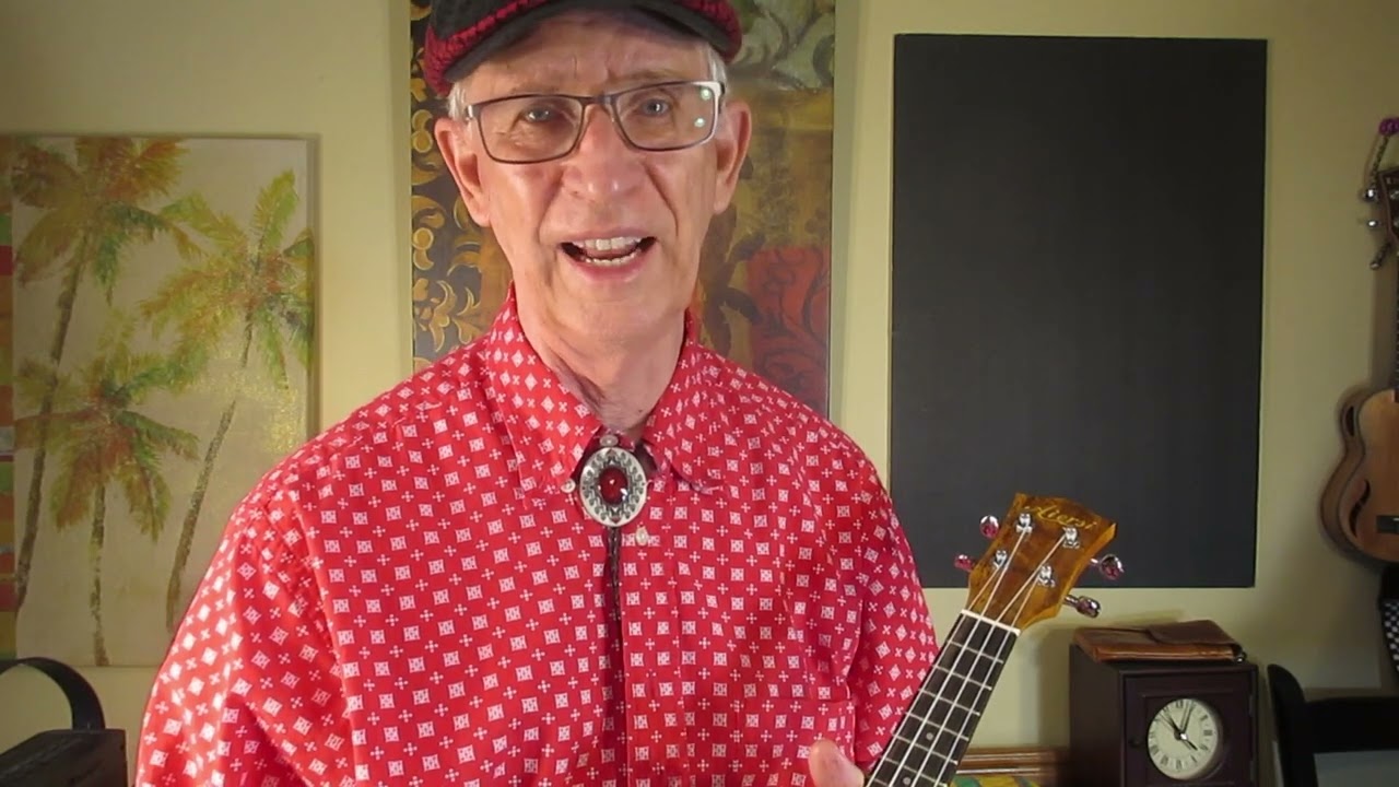 Which Low-Cost Pineapple Ukulele to Buy?  Under $50?  Yeah!!😊