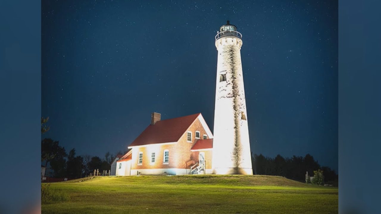 Your chance to stay at a Michigan lighthouse for two weeks