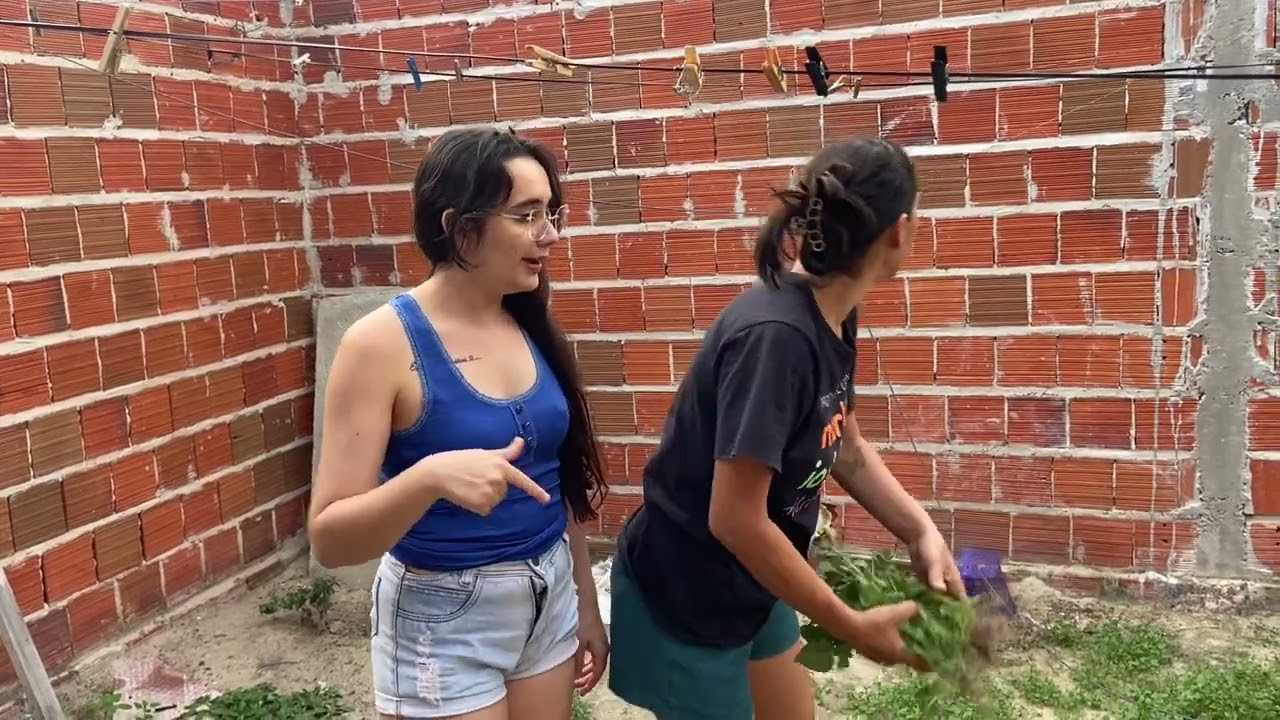 Deveria criar vergonha e colocar os filhos pra fazer