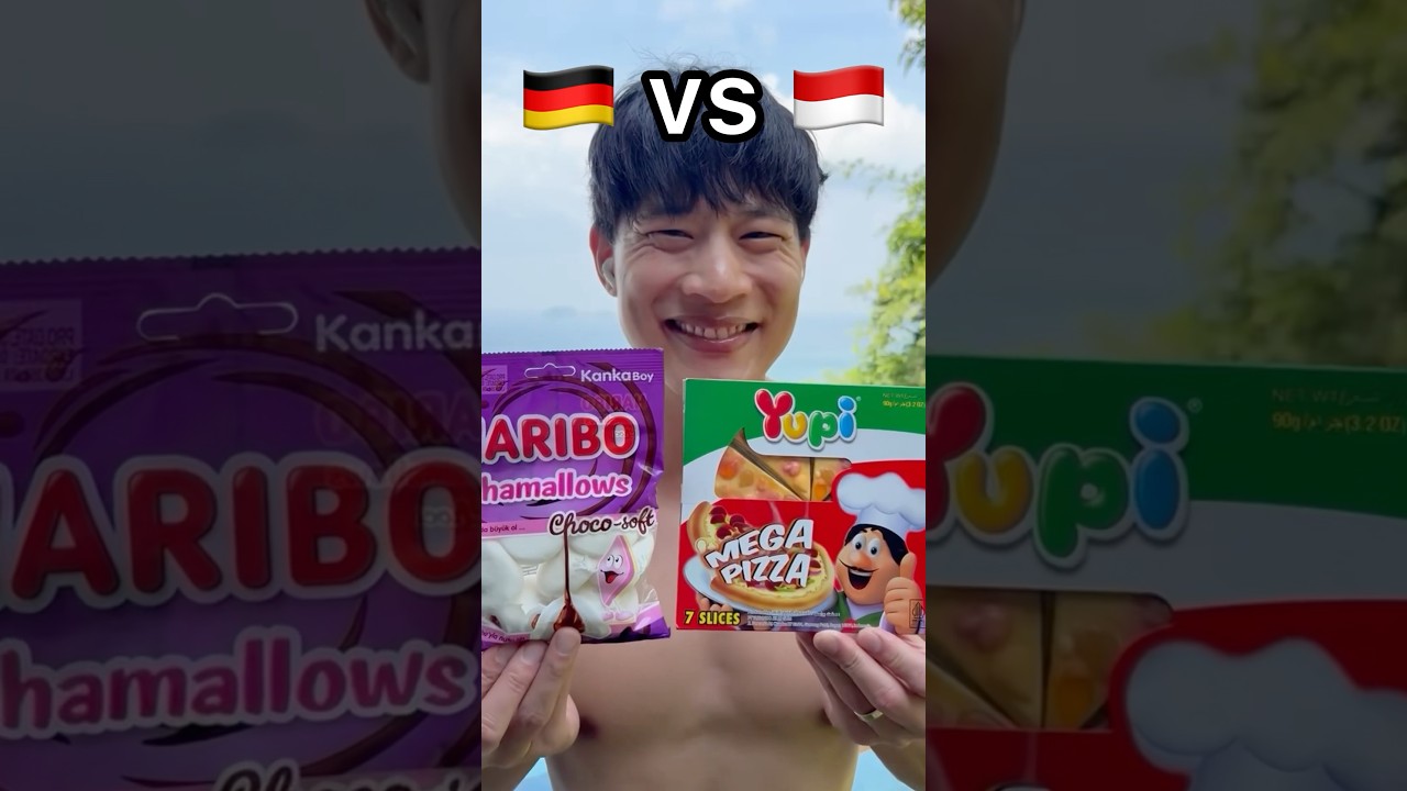 HARIBO&nbsp;Chamallows 🇩🇪 vs Yupi Mega Gummy Pizza 🇮🇩