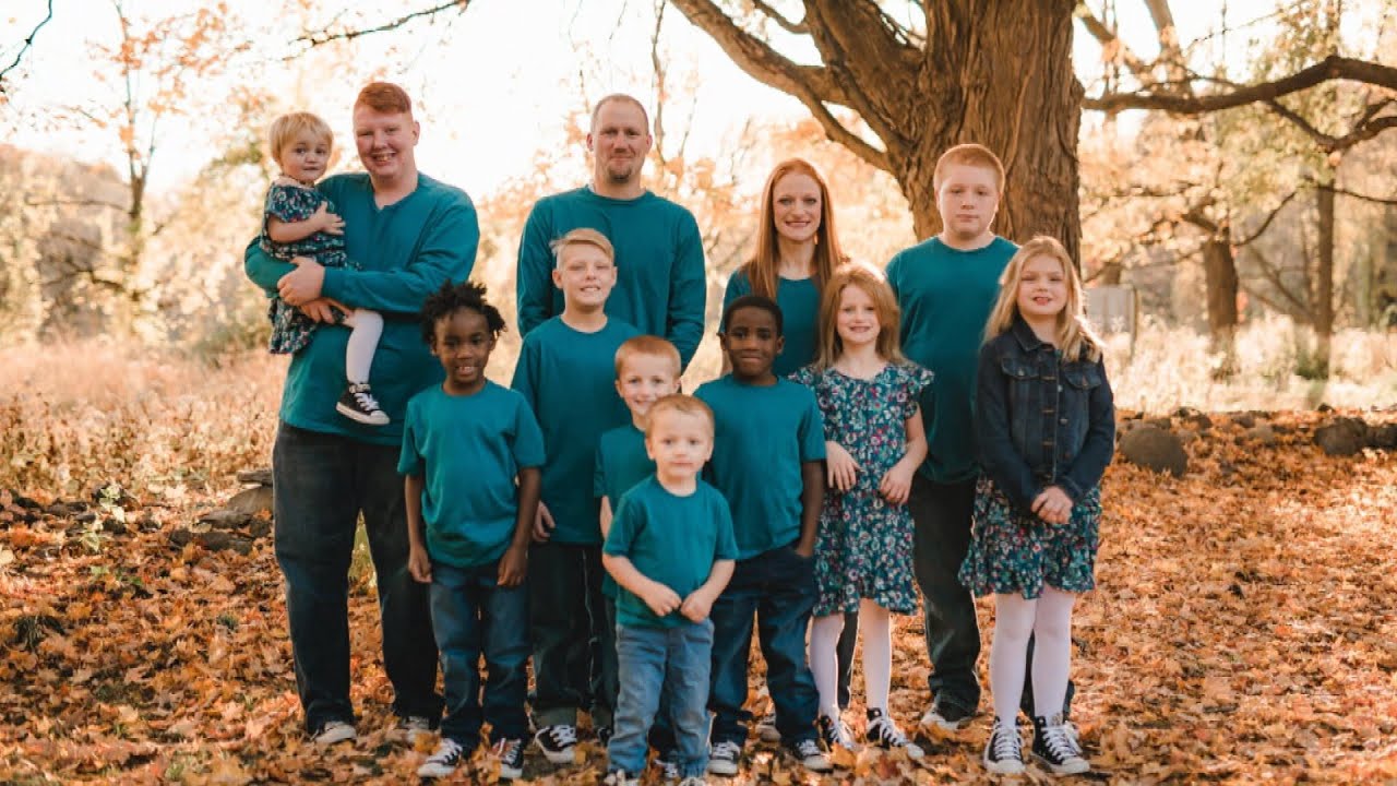 We Surprise a Mom of 10 (Including 6 Foster Kids!) Who Works So Hard to Make Food Fun for Her Kids