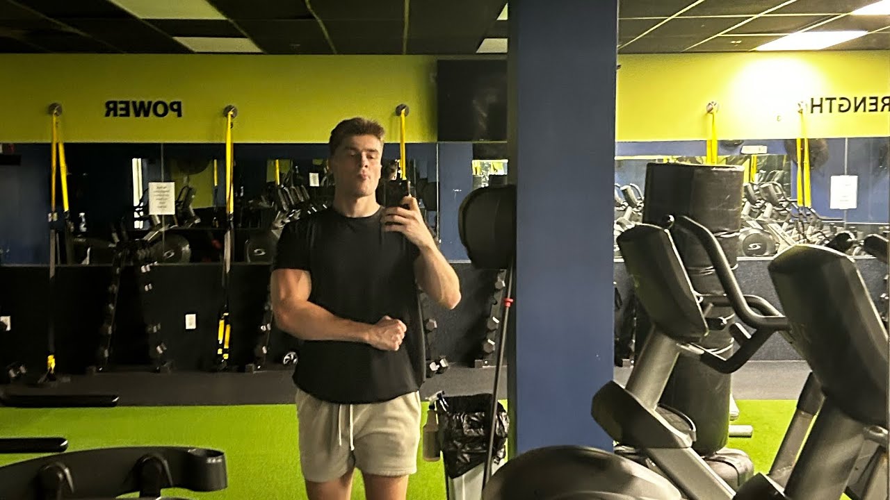 How Men Can Strategically Use Carbs For Fat Loss